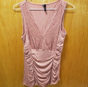 🌵Vneck dressy tank